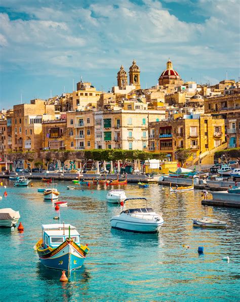 must do in valletta malta.